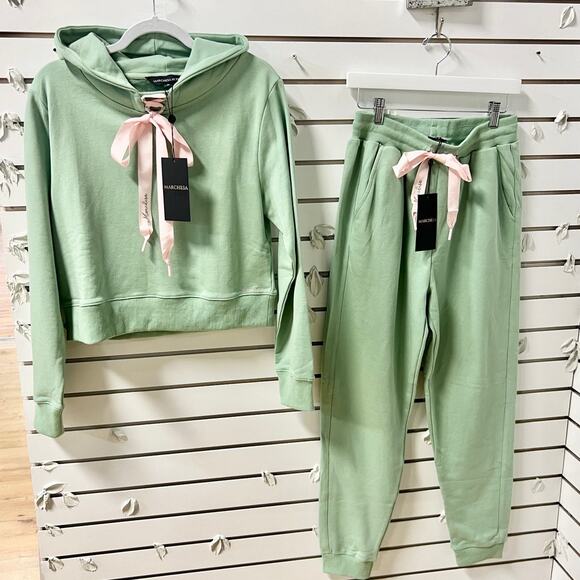 NWT Marchesa Active Remy Long Sleeve Hoodie & Jogger Pants Set Sage Women Size M - Picture 3 of 15